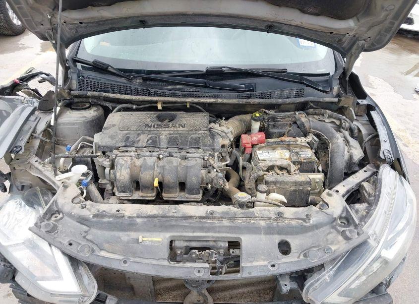 Photo 10 of 2017 Nissan Sentra SV (VIN 3N1AB7AP4HY281064)