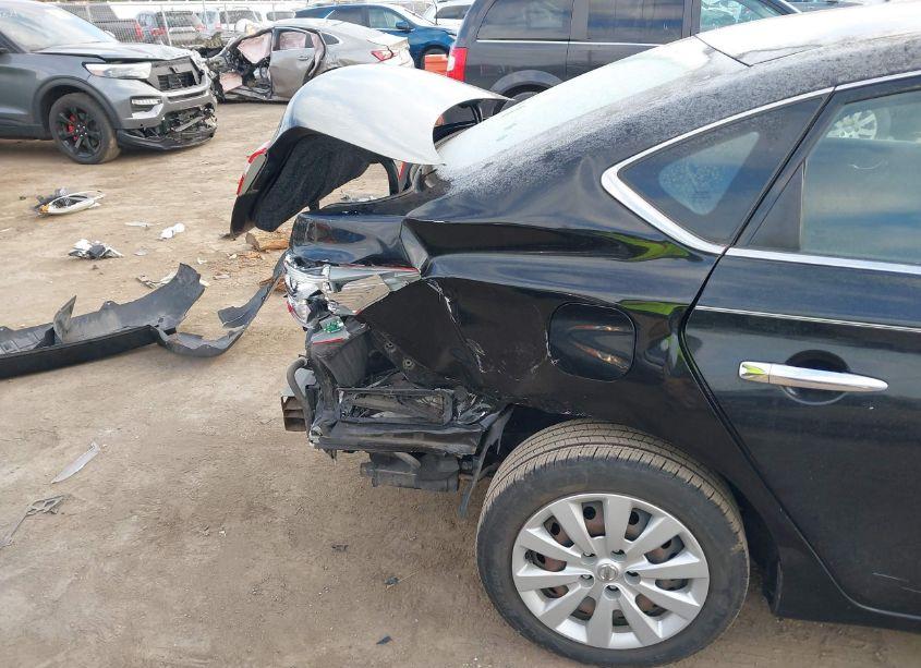 Photo 6 of 2017 Nissan Sentra S (VIN 3N1AB7AP4HY327377)