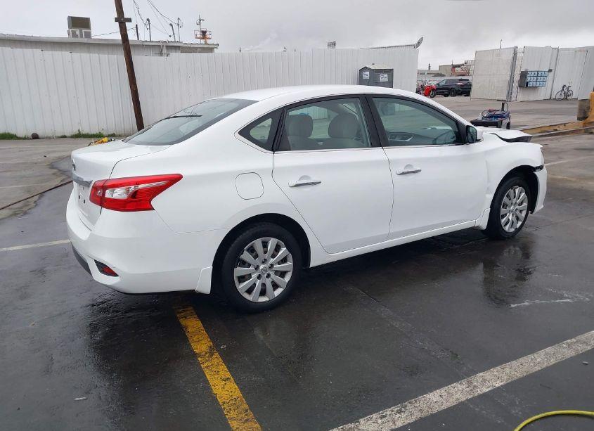 Photo 4 of 2017 Nissan Sentra S (VIN 3N1AB7AP4HY333793)