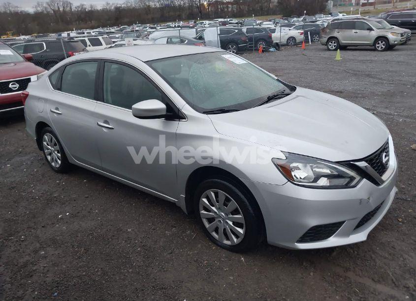 2017 Nissan Sentra S (VIN 3N1AB7AP4HY338640) main photo
