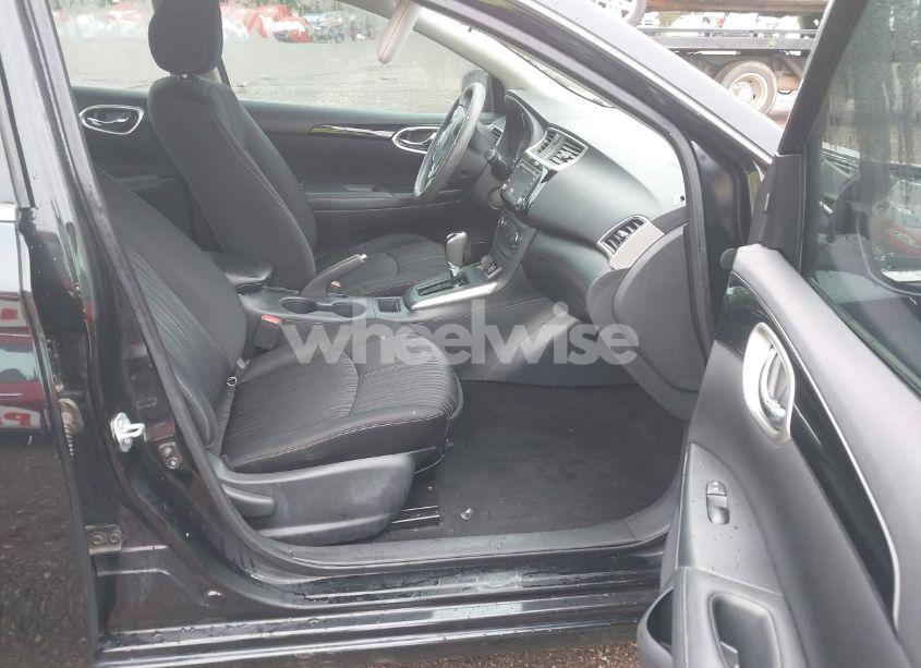 Photo 5 of 2017 Nissan Sentra SV (VIN 3N1AB7AP4HY340436)