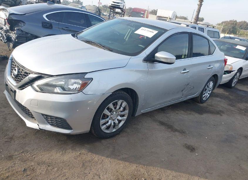 Photo 2 of 2017 Nissan Sentra SV (VIN 3N1AB7AP4HY347578)