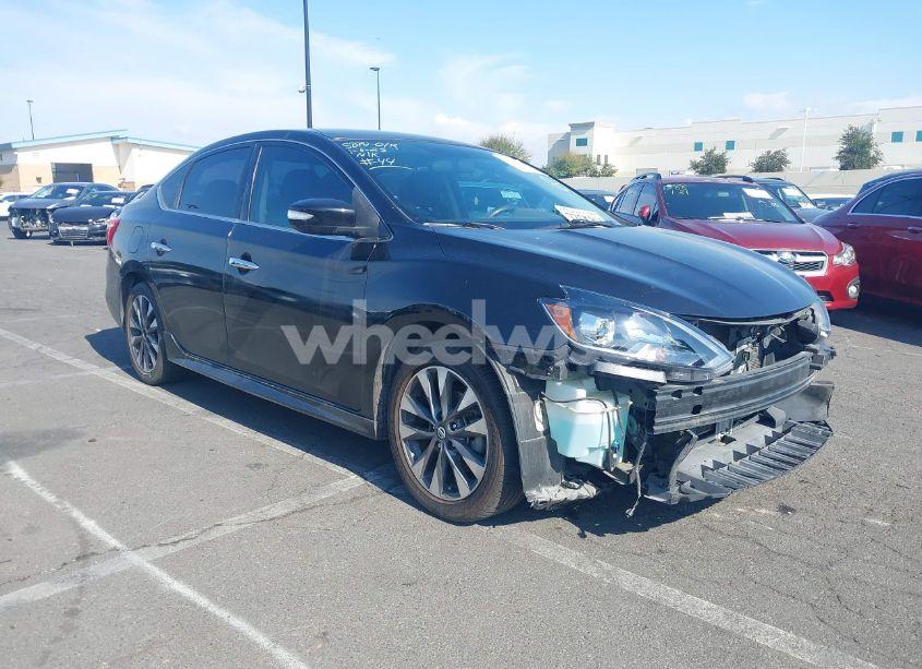 2017 Nissan Sentra SR (VIN 3N1AB7AP4HY352523) main photo