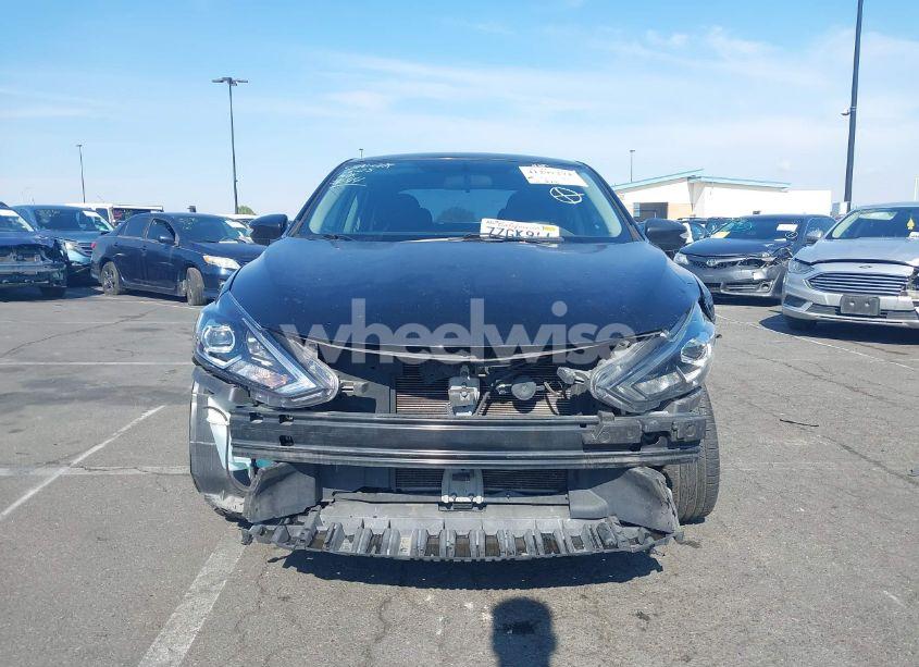 Photo 12 of 2017 Nissan Sentra SR (VIN 3N1AB7AP4HY352523)