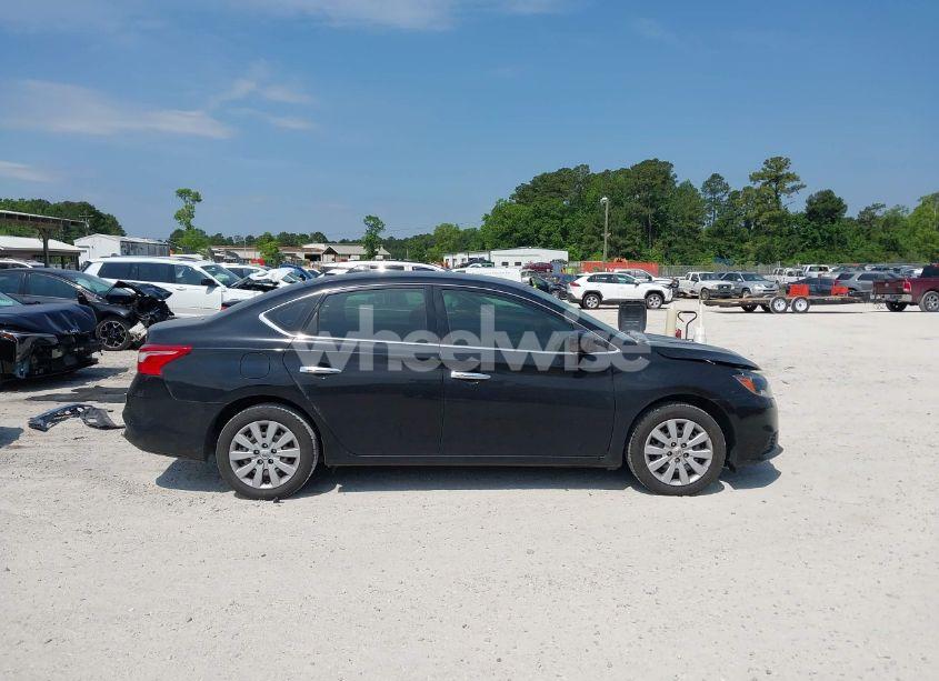 Photo 13 of 2017 Nissan Sentra SV (VIN 3N1AB7AP4HY362808)