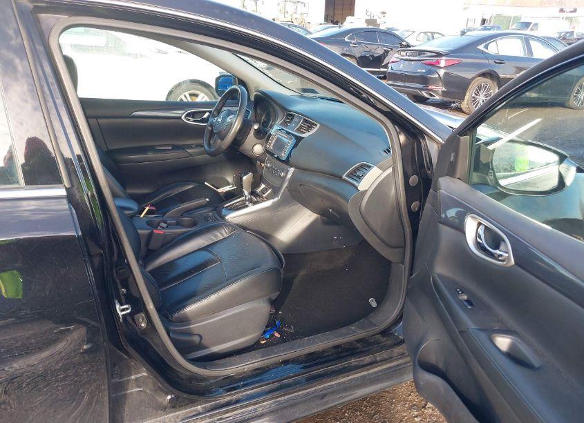 Photo 5 of 2017 Nissan Sentra SR (VIN 3N1AB7AP4HY365420)