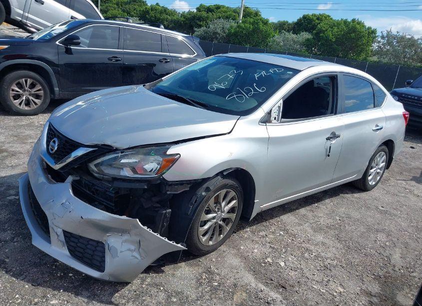 Photo 2 of 2017 Nissan Sentra SV (VIN 3N1AB7AP4HY379673)