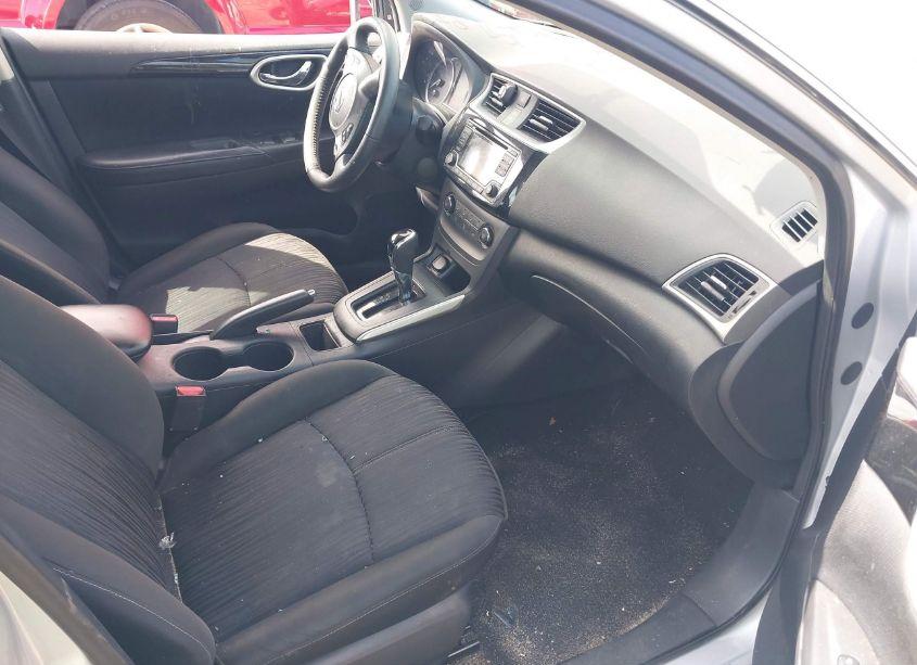 Photo 5 of 2017 Nissan Sentra SV (VIN 3N1AB7AP4HY379673)