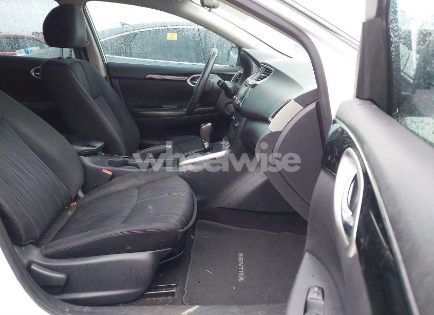 Photo 5 of 2017 Nissan Sentra SV (VIN 3N1AB7AP4HY380676)