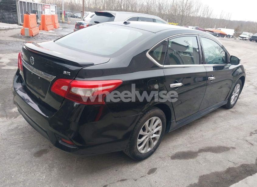 Photo 4 of 2017 Nissan Sentra SR (VIN 3N1AB7AP4HY395033)