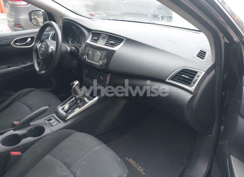 Photo 5 of 2017 Nissan Sentra SR (VIN 3N1AB7AP4HY395033)