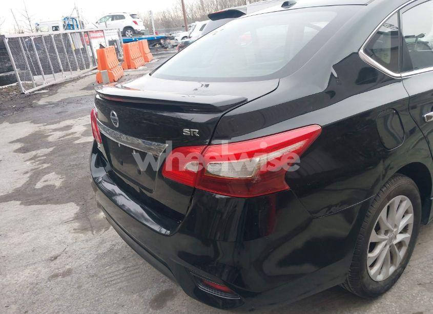 Photo 6 of 2017 Nissan Sentra SR (VIN 3N1AB7AP4HY395033)