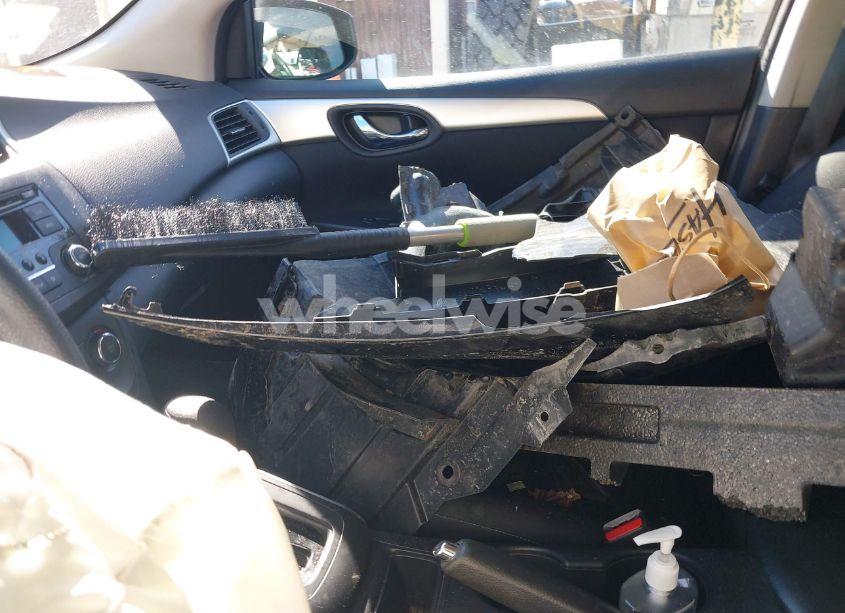 Photo 11 of 2017 Nissan Sentra S (VIN 3N1AB7AP4HY395100)