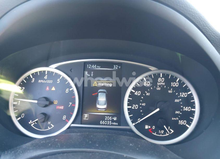 Photo 7 of 2017 Nissan Sentra SL (VIN 3N1AB7AP4HY398773)