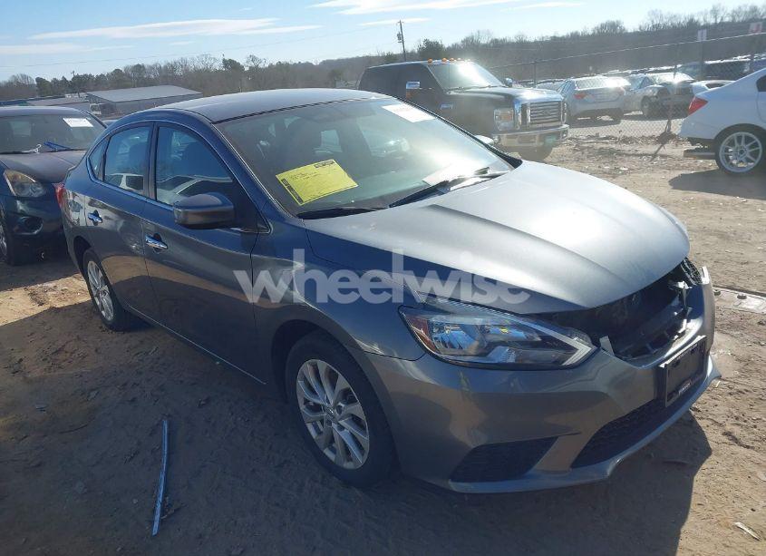 2018 Nissan Sentra SV (VIN 3N1AB7AP4JL603169) main photo
