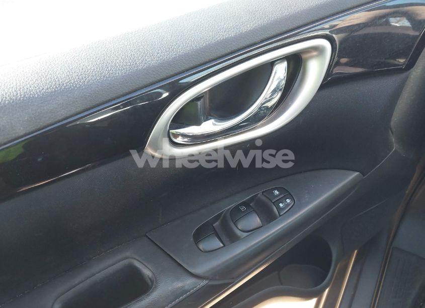 Photo 15 of 2018 Nissan Sentra SV (VIN 3N1AB7AP4JL603169)