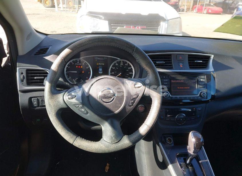 Photo 16 of 2018 Nissan Sentra SV (VIN 3N1AB7AP4JL603169)