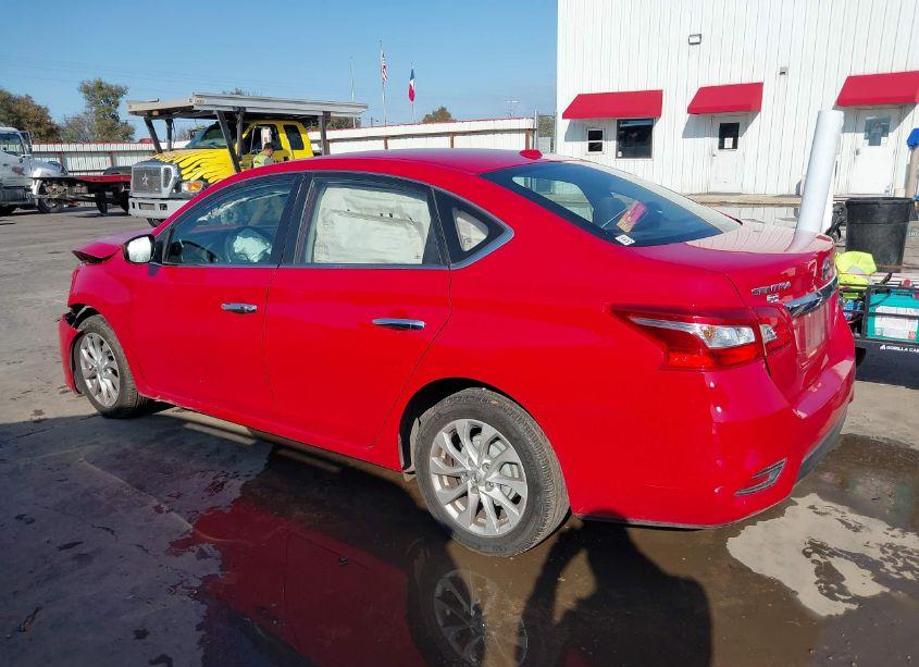 Photo 14 of 2018 Nissan Sentra SV (VIN 3N1AB7AP4JL616603)