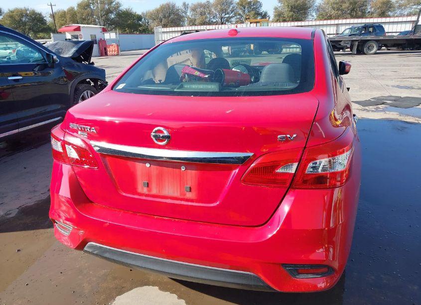 Photo 16 of 2018 Nissan Sentra SV (VIN 3N1AB7AP4JL616603)