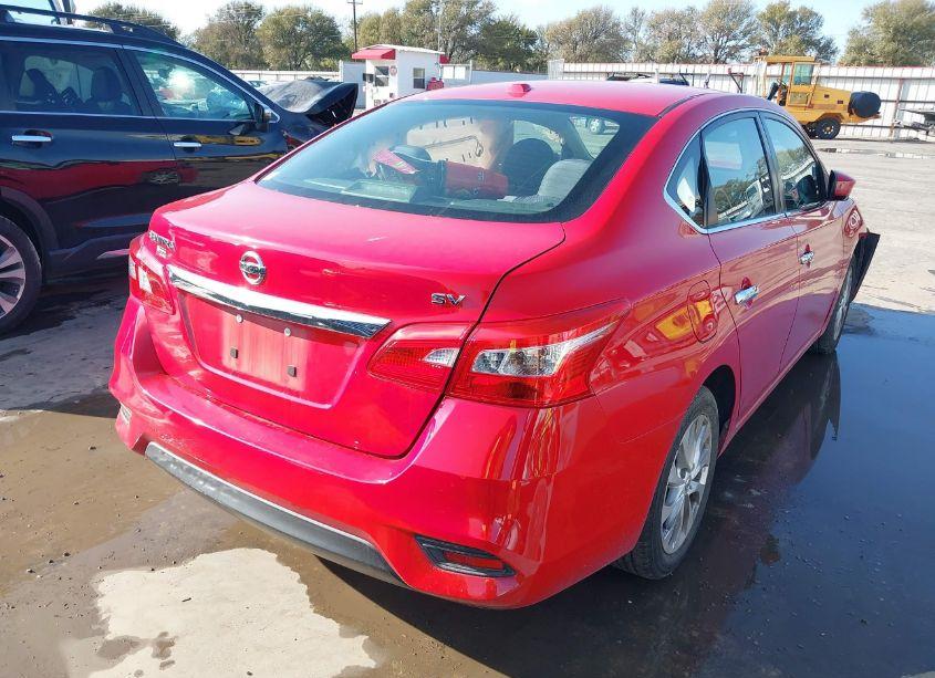 Photo 4 of 2018 Nissan Sentra SV (VIN 3N1AB7AP4JL616603)