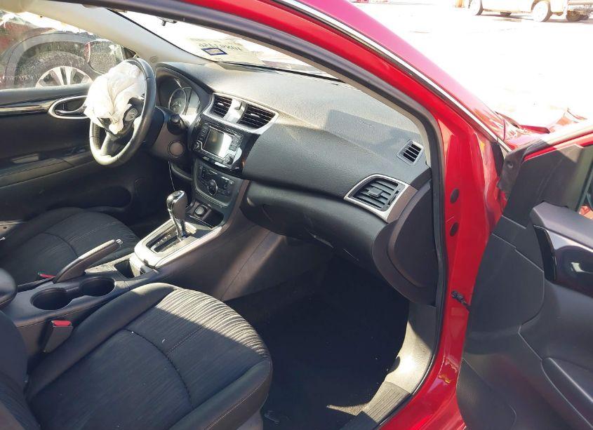Photo 5 of 2018 Nissan Sentra SV (VIN 3N1AB7AP4JL616603)