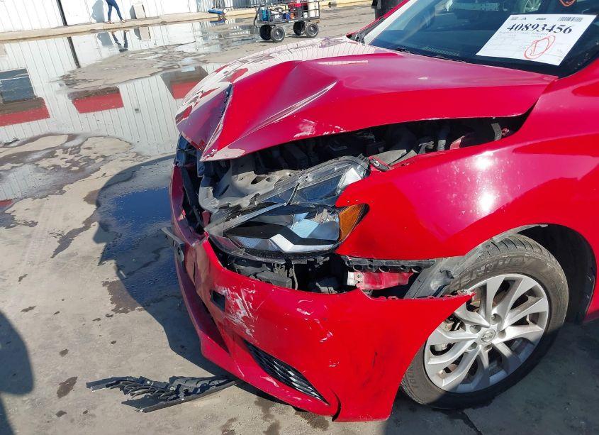 Photo 6 of 2018 Nissan Sentra SV (VIN 3N1AB7AP4JL616603)
