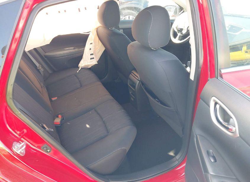 Photo 8 of 2018 Nissan Sentra SV (VIN 3N1AB7AP4JL616603)
