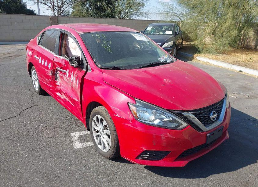 2018 Nissan Sentra SV (VIN 3N1AB7AP4JL617332) main photo