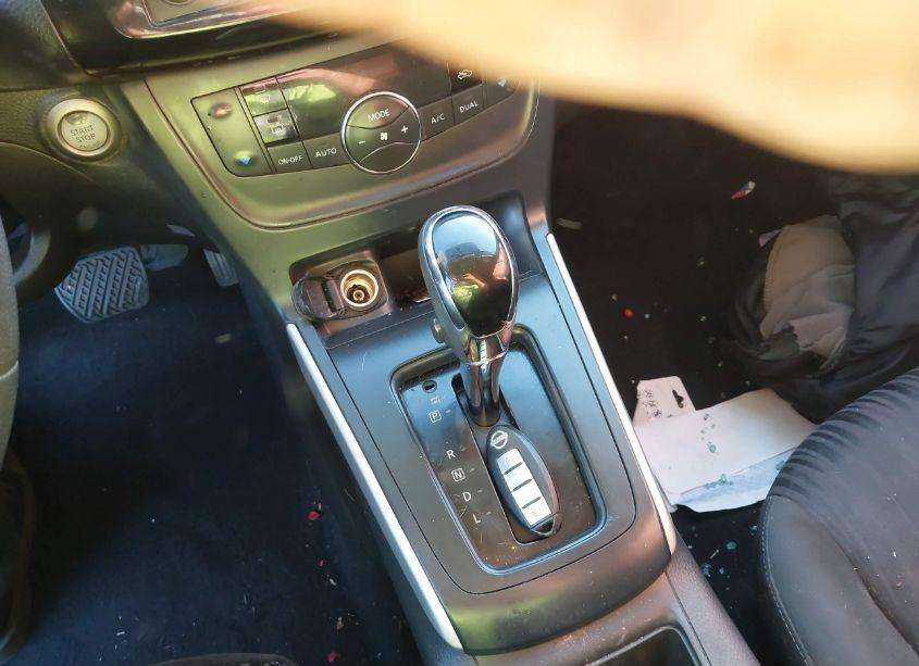 Photo 11 of 2018 Nissan Sentra SV (VIN 3N1AB7AP4JL617332)