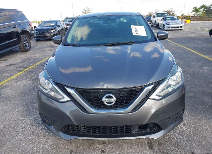 Photo 6 of 2018 Nissan Sentra SV (VIN 3N1AB7AP4JL618285)