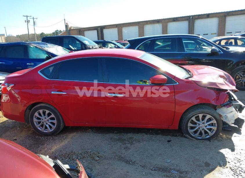 Photo 13 of 2018 Nissan Sentra SV (VIN 3N1AB7AP4JL620005)