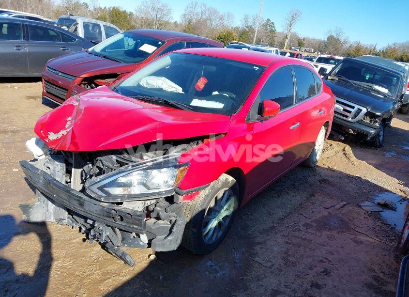 Photo 2 of 2018 Nissan Sentra SV (VIN 3N1AB7AP4JL620005)