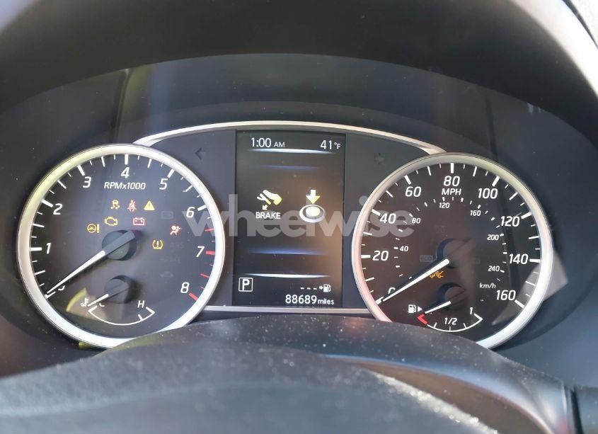 Photo 7 of 2018 Nissan Sentra SV (VIN 3N1AB7AP4JL620005)