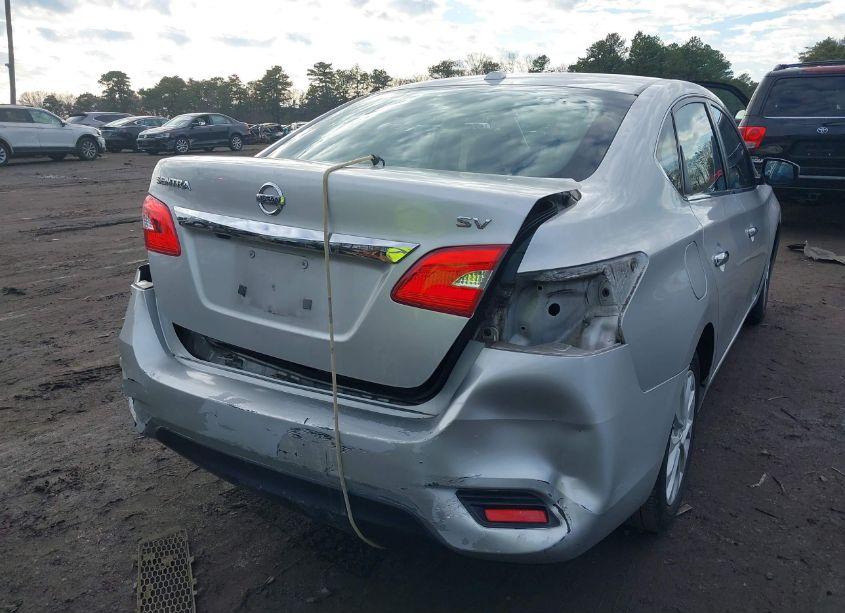 Photo 16 of 2018 Nissan Sentra SV (VIN 3N1AB7AP4JL623454)