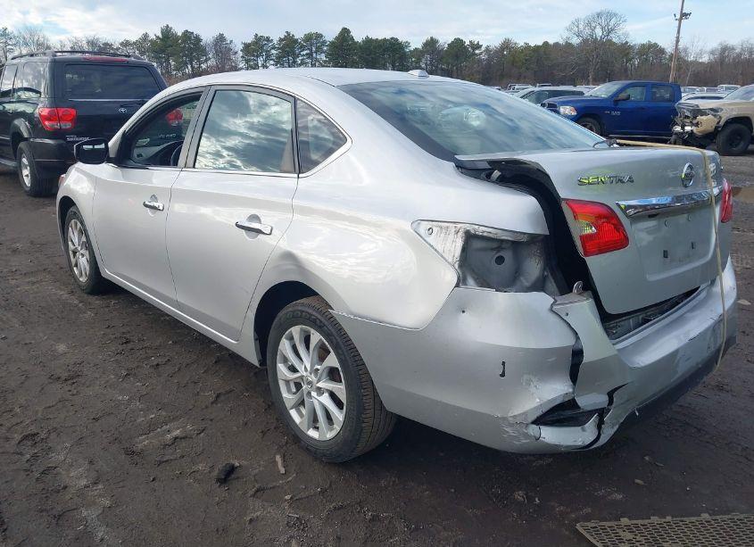 Photo 3 of 2018 Nissan Sentra SV (VIN 3N1AB7AP4JL623454)