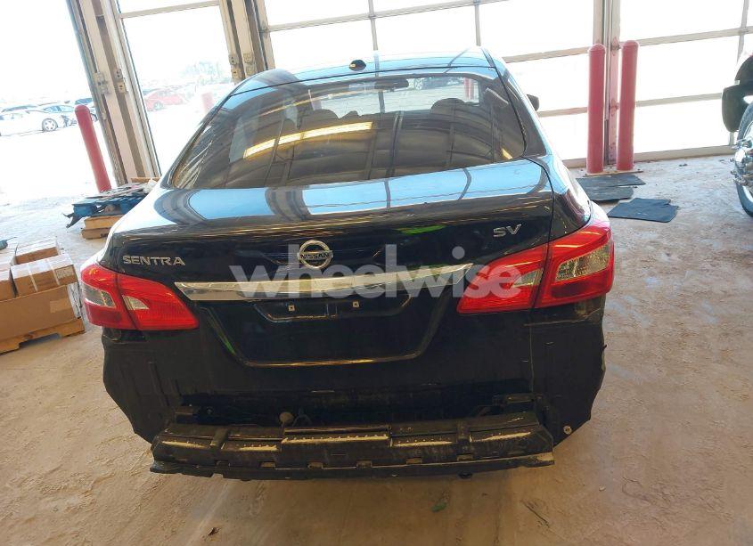 Photo 16 of 2018 Nissan Sentra SV (VIN 3N1AB7AP4JL631859)