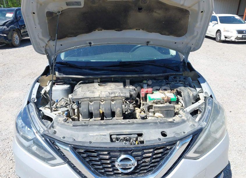 Photo 10 of 2018 Nissan Sentra SV (VIN 3N1AB7AP4JL649357)