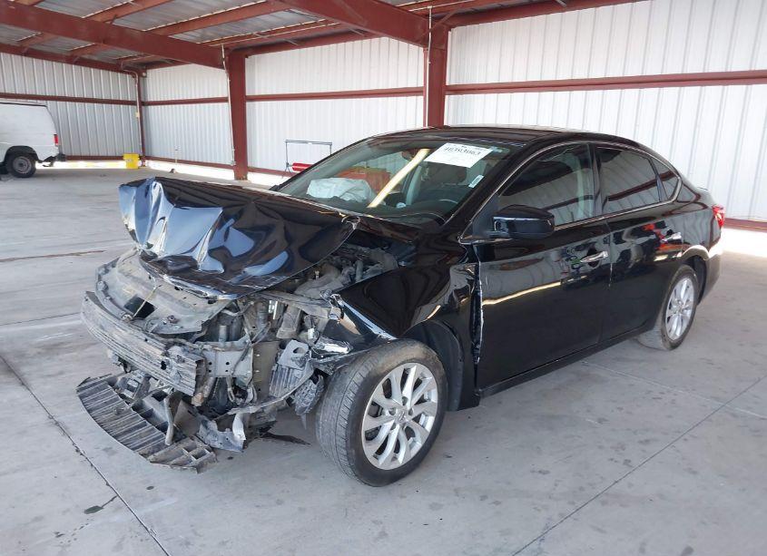 Photo 2 of 2018 Nissan Sentra SV (VIN 3N1AB7AP4JL658432)