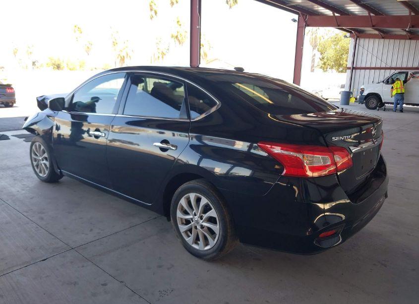 Photo 3 of 2018 Nissan Sentra SV (VIN 3N1AB7AP4JL658432)