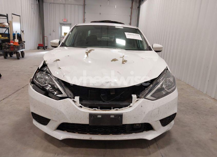 Photo 13 of 2018 Nissan Sentra SV (VIN 3N1AB7AP4JL658981)