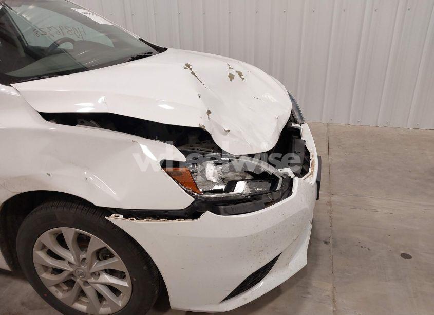 Photo 18 of 2018 Nissan Sentra SV (VIN 3N1AB7AP4JL658981)