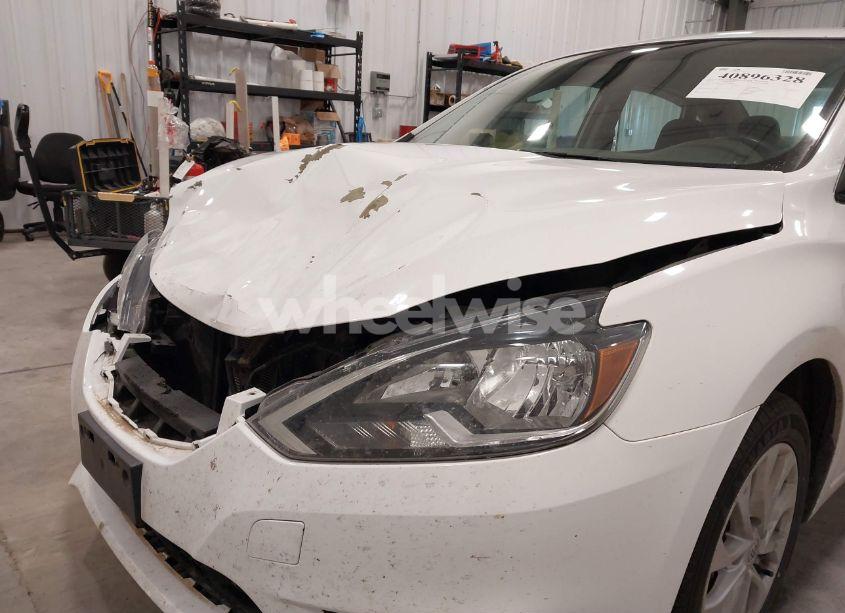 Photo 19 of 2018 Nissan Sentra SV (VIN 3N1AB7AP4JL658981)
