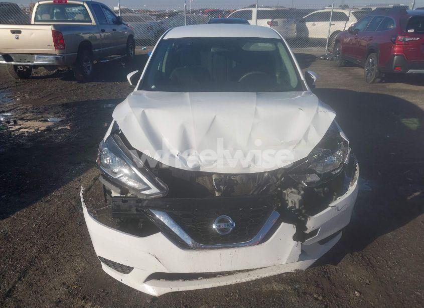Photo 12 of 2018 Nissan Sentra SV (VIN 3N1AB7AP4JY201865)