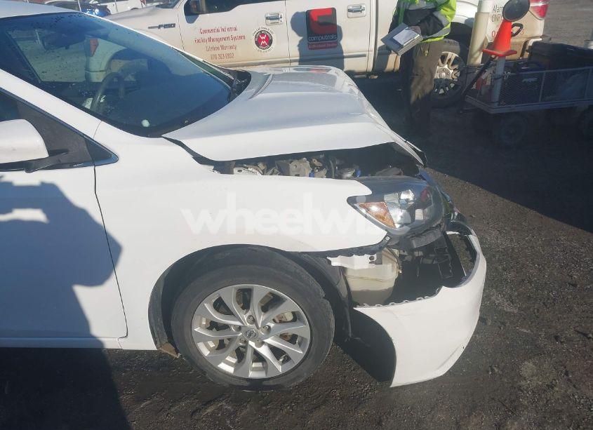 Photo 17 of 2018 Nissan Sentra SV (VIN 3N1AB7AP4JY201865)