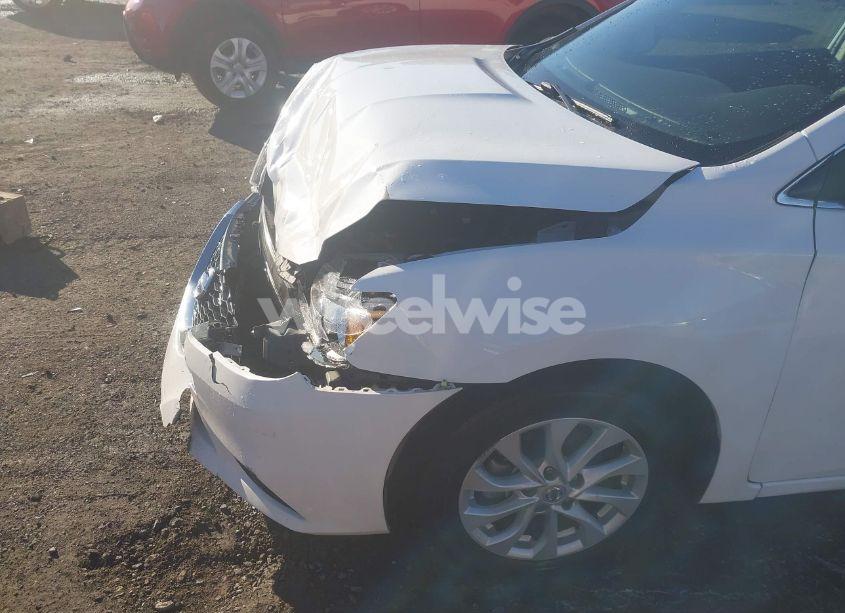 Photo 18 of 2018 Nissan Sentra SV (VIN 3N1AB7AP4JY201865)