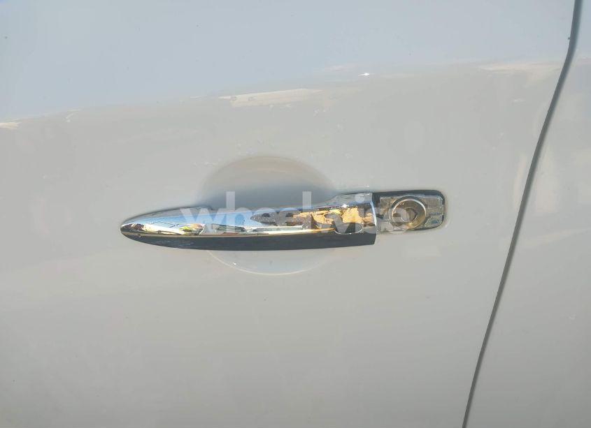 Photo 19 of 2018 Nissan Sentra SV (VIN 3N1AB7AP4JY201865)