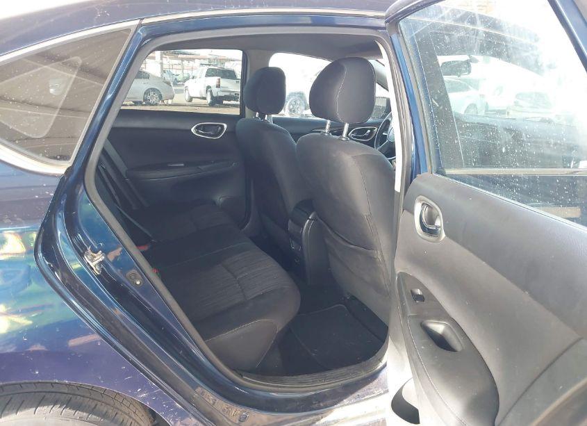 Photo 8 of 2018 Nissan Sentra SV (VIN 3N1AB7AP4JY202241)