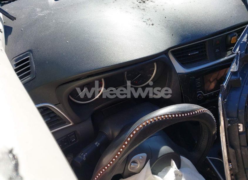 Photo 15 of 2018 Nissan Sentra SV (VIN 3N1AB7AP4JY214910)