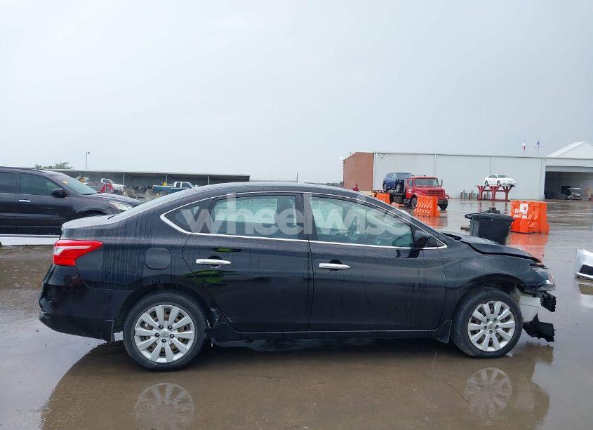 Photo 14 of 2018 Nissan Sentra S (VIN 3N1AB7AP4JY226216)