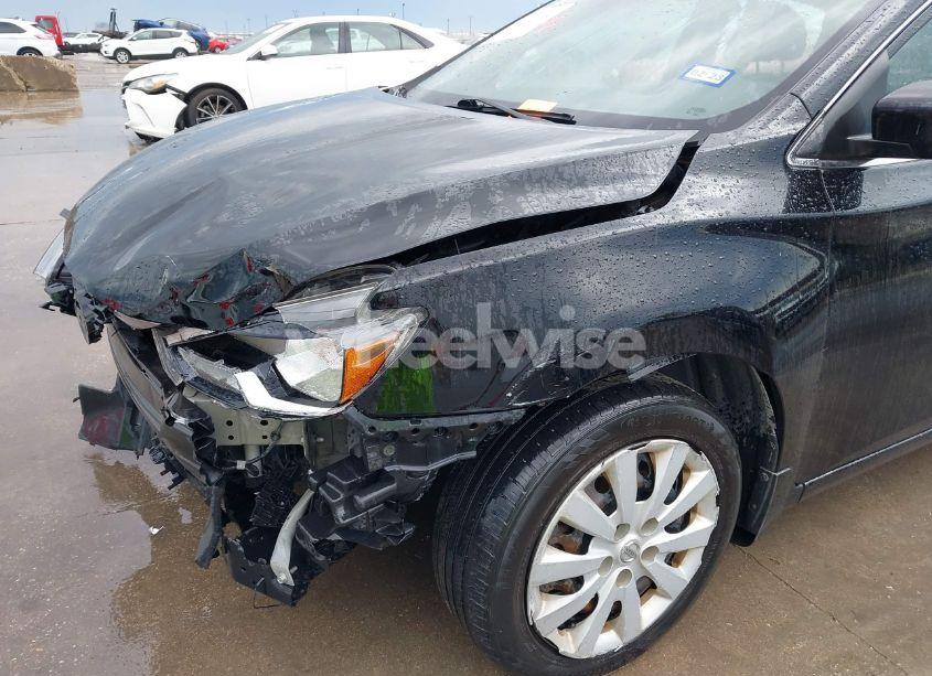 Photo 19 of 2018 Nissan Sentra S (VIN 3N1AB7AP4JY226216)